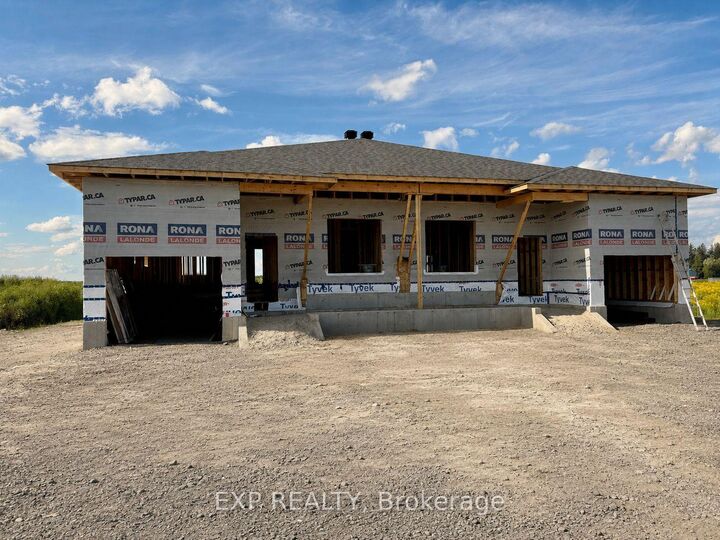 Property Photo:  803 Lacroix Road  ON K0A 2A0 