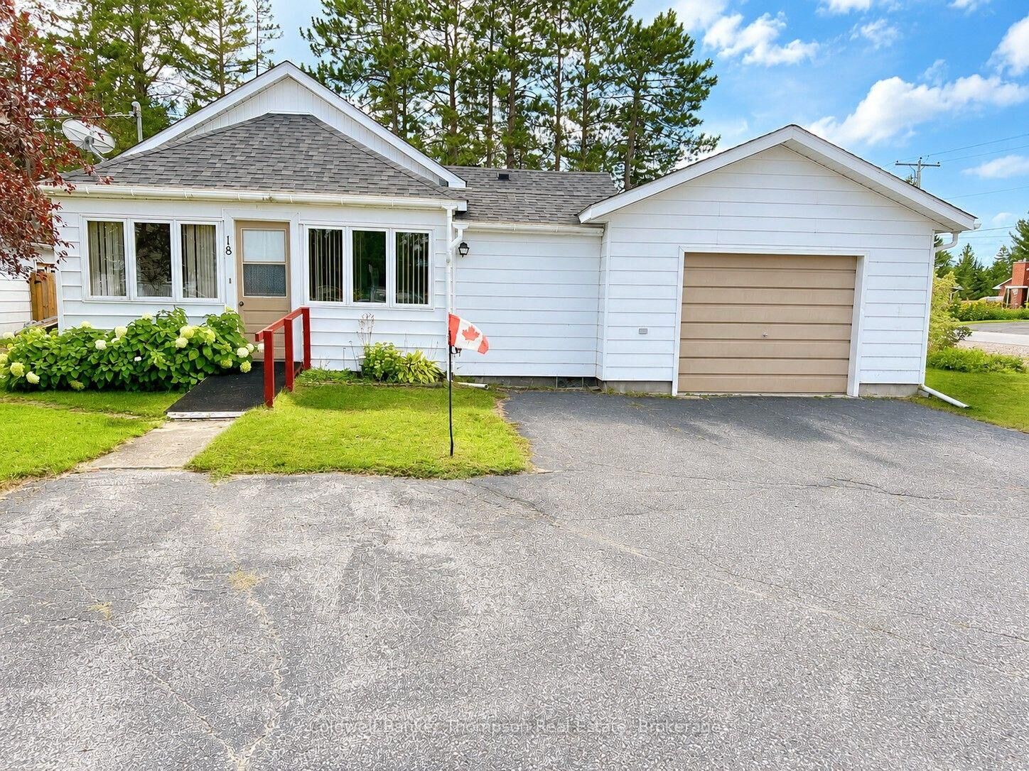 Property Photo:  18 Eagle Lake Road  ON P0A 1X0 