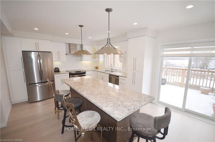 Property Photo:  79 Eliza Avenue  ON N2E 0G1 