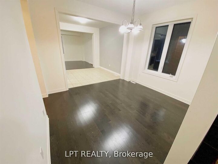 Property Photo:  35 Humberstone Crescent  ON L7A 4C2 