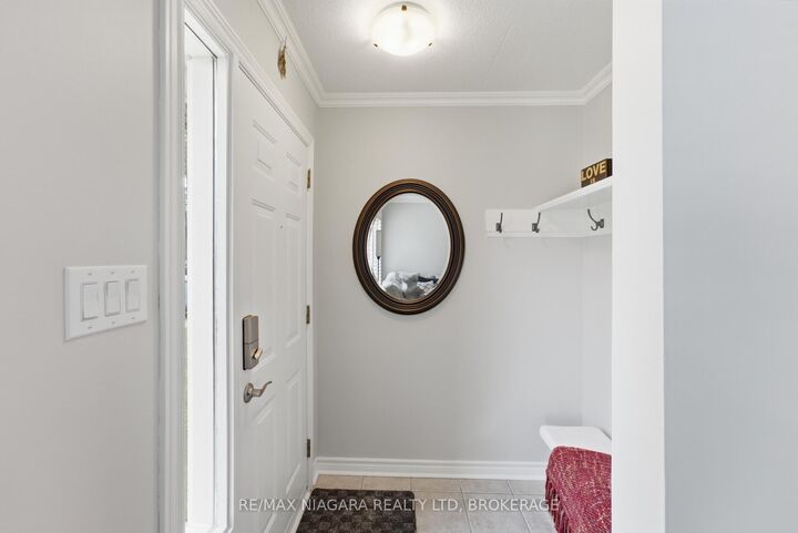 Property Photo:  2 Weiden Street 35  ON L2M 6W5 
