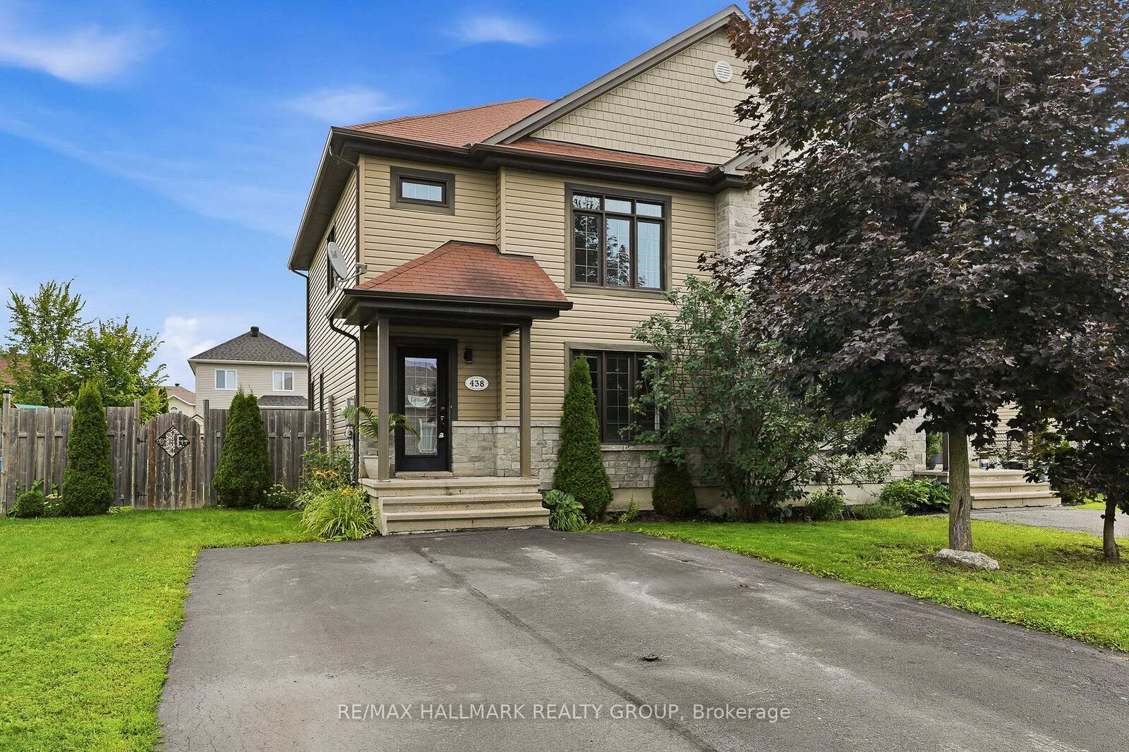 Property Photo: 438 Denis Street ON K0A 3K0