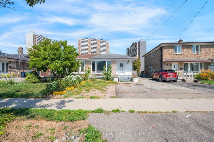 43 Lindylou Road — photo 1