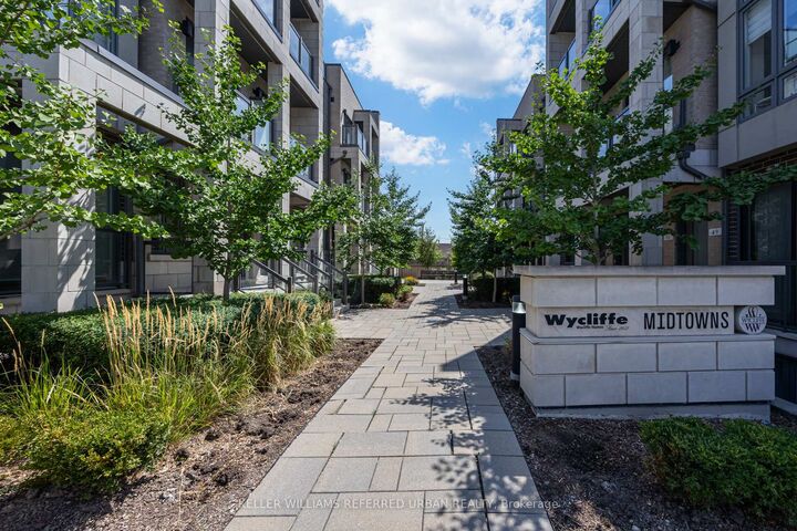 Property Photo: 719 Lawrence Avenue W 52 ON M6A 0C6