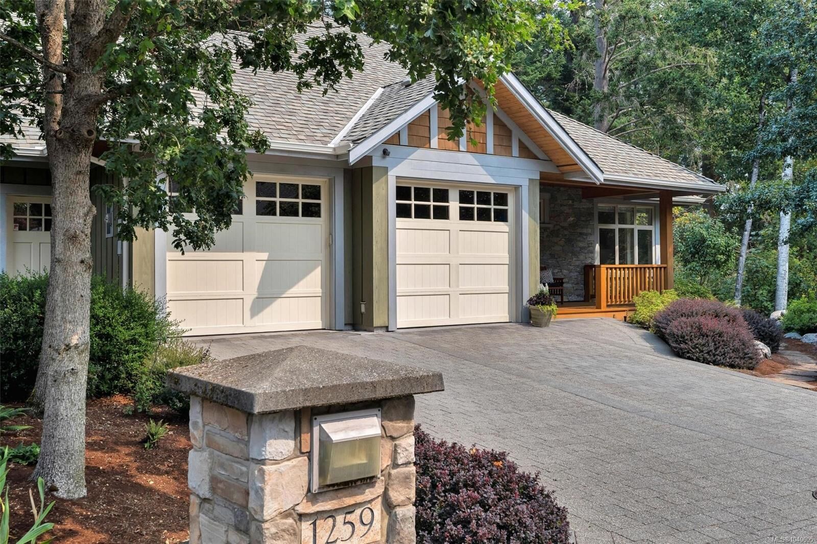 Property Photo: 1259 Oceanwood Lane BC V8X 0A4