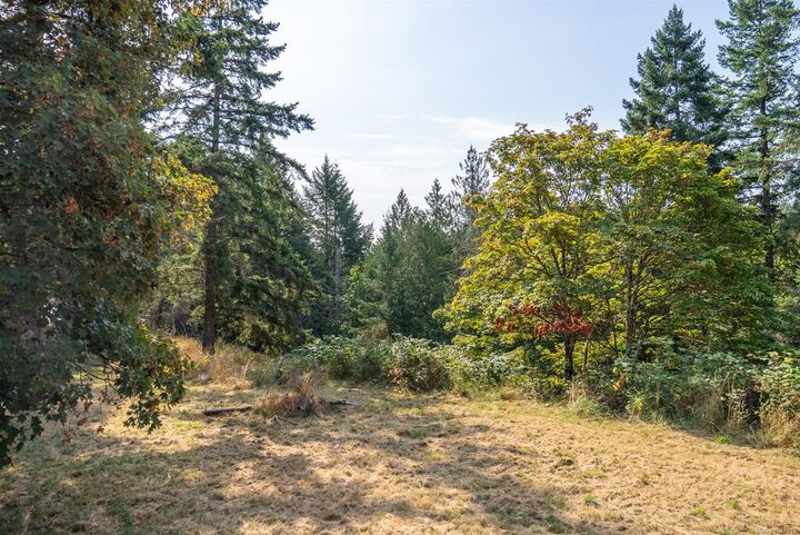 4535 Bedwell Harbour Rd — photo 1