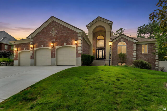 Property Photo: 14668 S Draper View Cv UT 84020