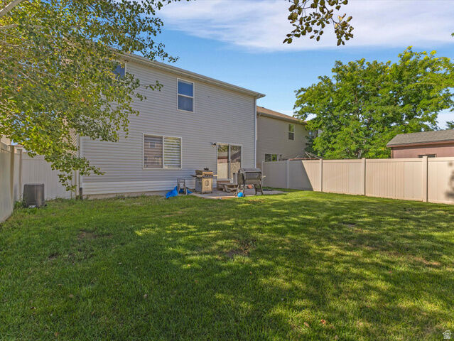 Property Photo: 2139 E Summit Way N UT 84005