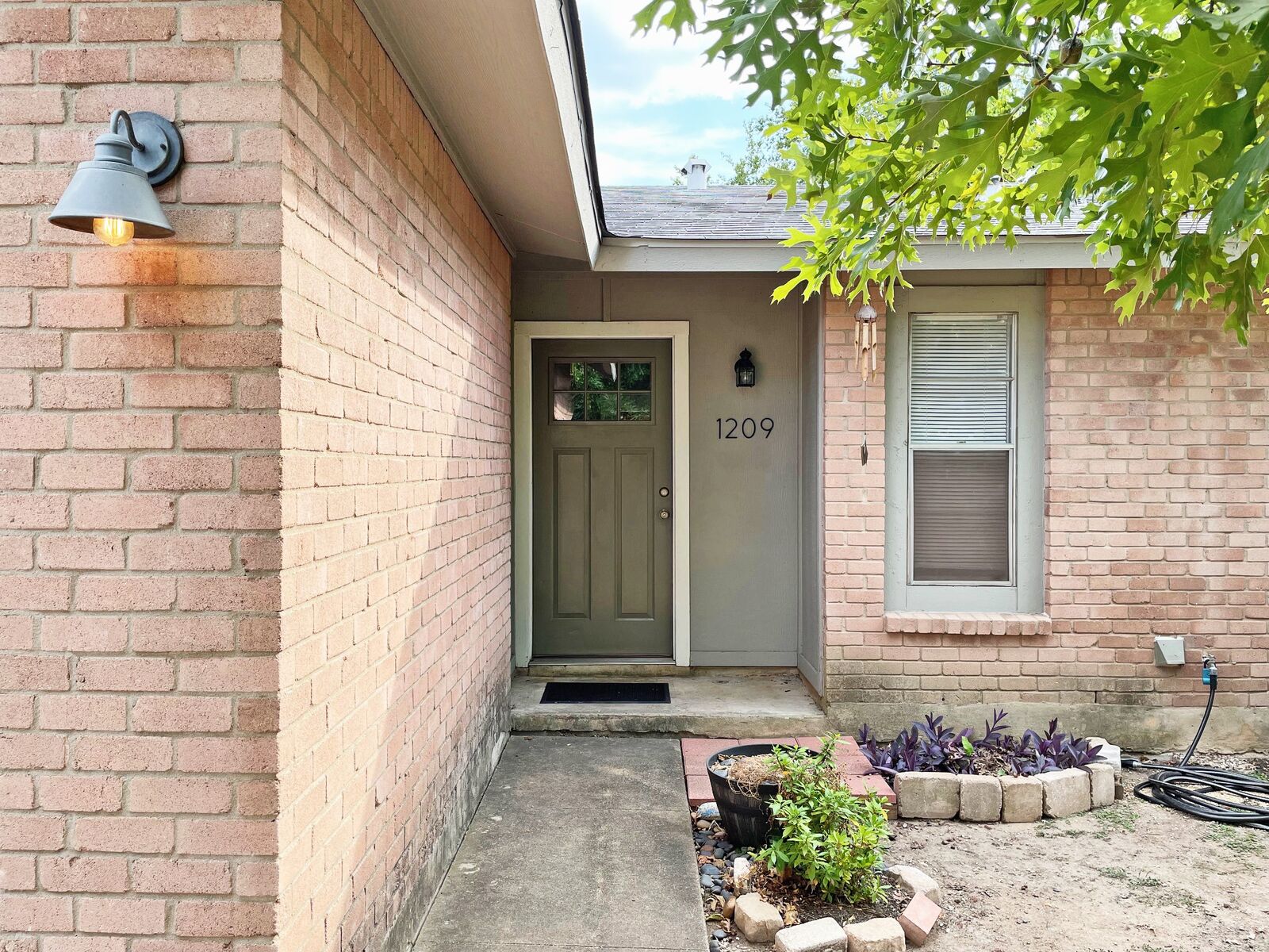 Property Photo:  1209 Turtle Creek Boulevard  TX 78745 
