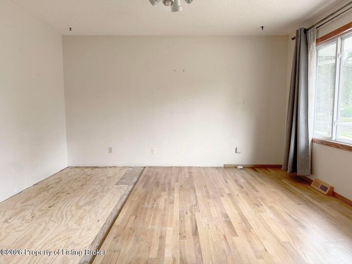 Property Photo:  2108 Saint Benedict Drive  ND 58501 