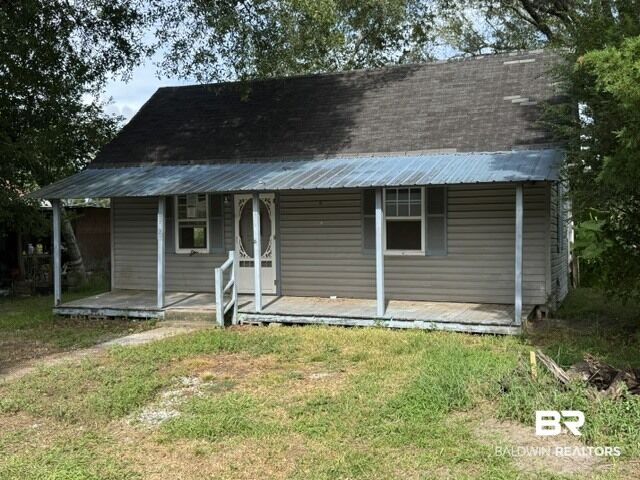 Property Photo: 306 NE 1st Street AL 36580