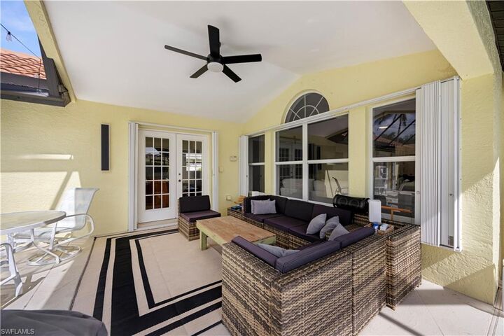 Property Photo: 9986 Mar Largo Cir FL 33919