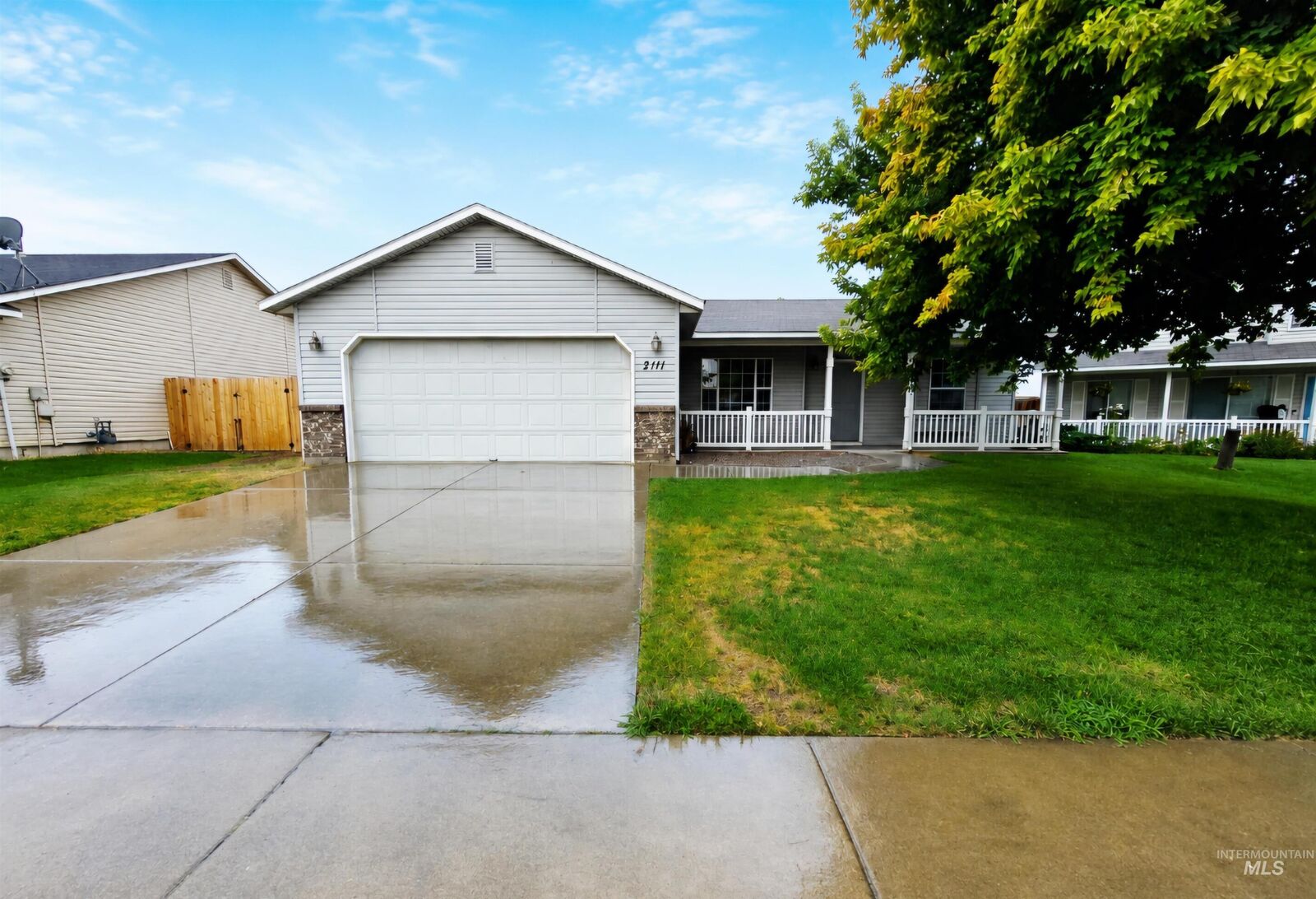 Property Photo:  2111 N Sparrowhawk  ID 83634 