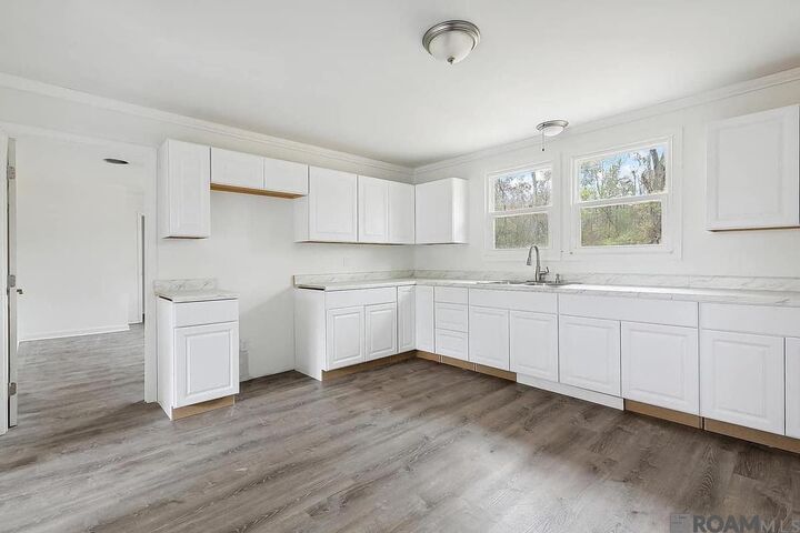Property Photo: 11665 Troy St LA 70811