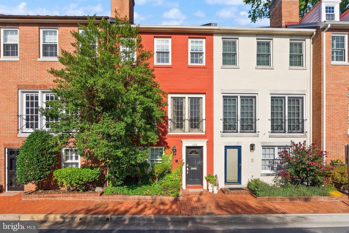 Property Photo:  623 Pommander Walk  VA 22314 