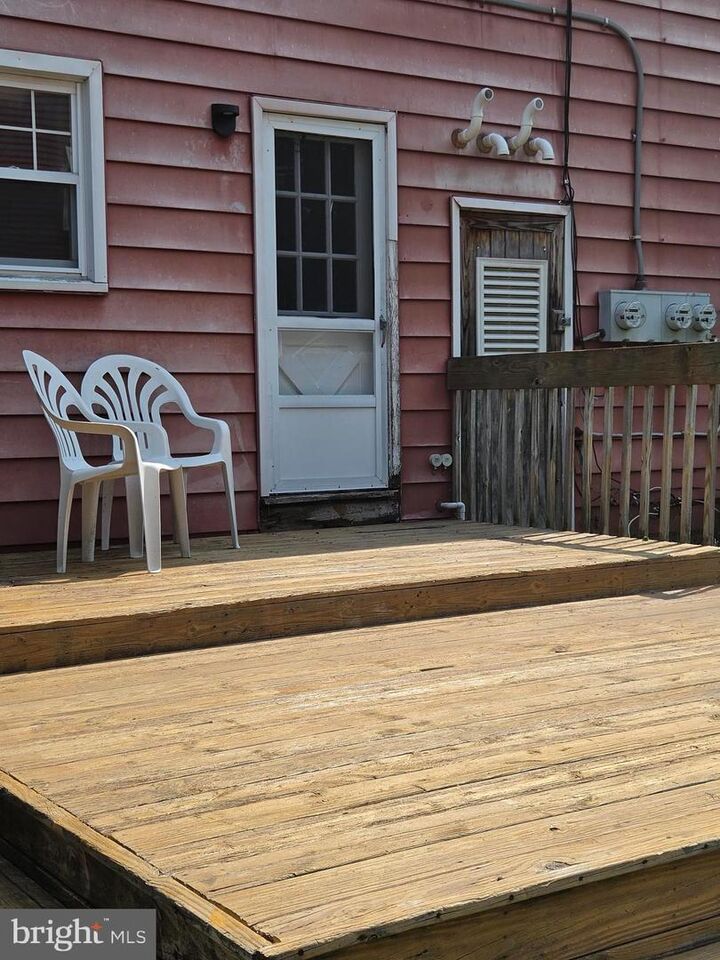 Property Photo:  38A Lee Street  NJ 08098 