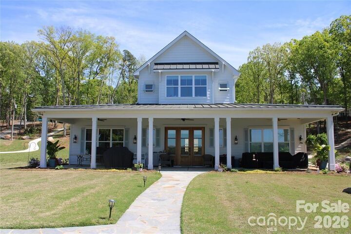 Property Photo:  8838 Lynn Parker Lane  NC 28278 