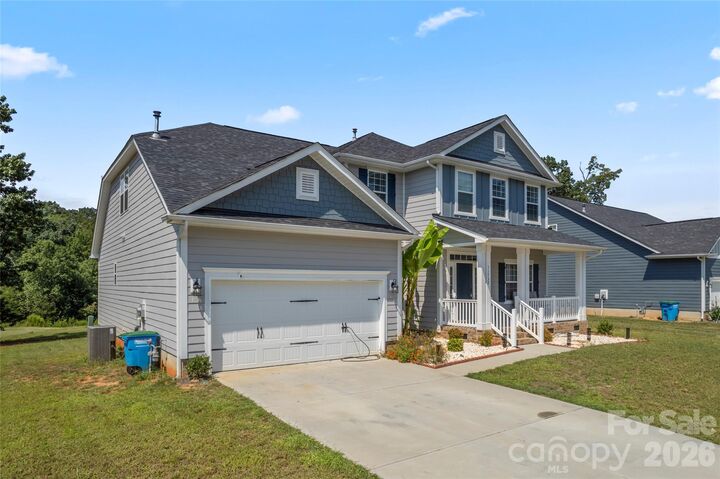 Property Photo: 11732 Glenwood Drive NC 28097