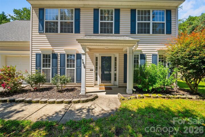 Property Photo: 7838 Cafferty Circle NC 28215