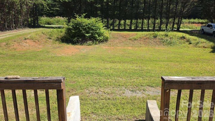 Property Photo: 2341 Nc 18 US 64 Highway NC 28655
