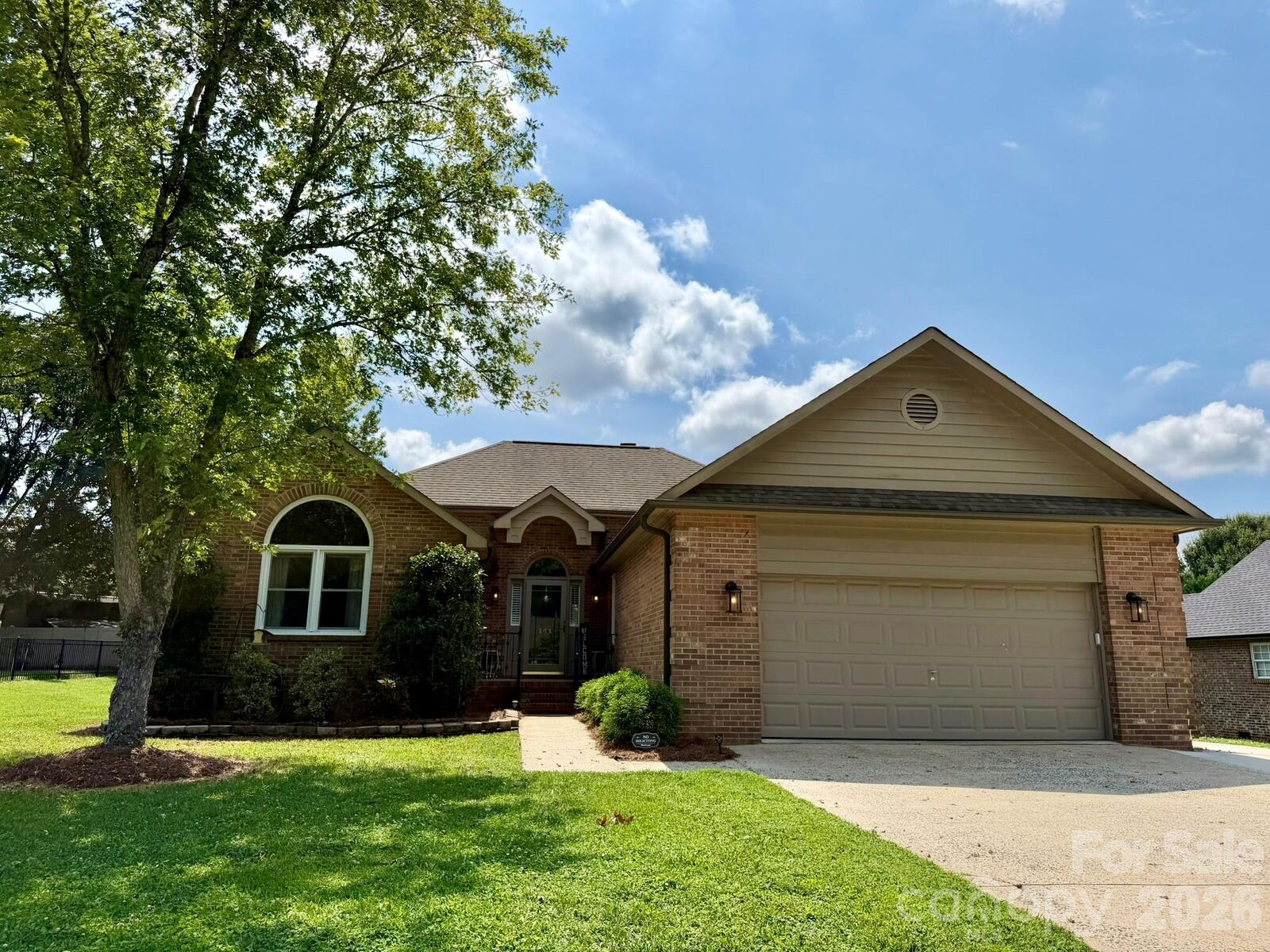 Property Photo: 141 Walking Horse Run NC 28164