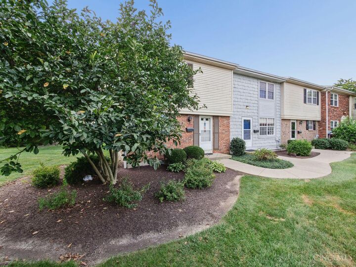 Property Photo: 3394 Amberway Court OH 45251