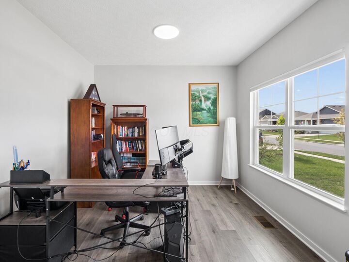 Property Photo: 721 Leslie Drive OH 43064