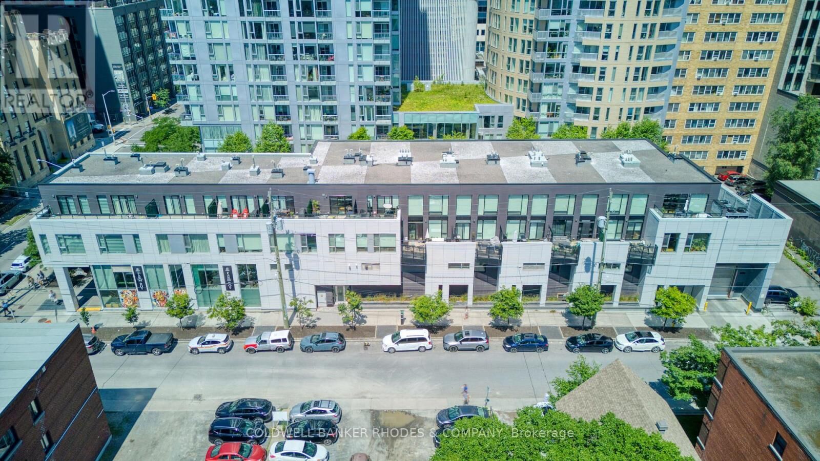 Property Photo: 197 Lisgar Street 206 ON K2P 0C3