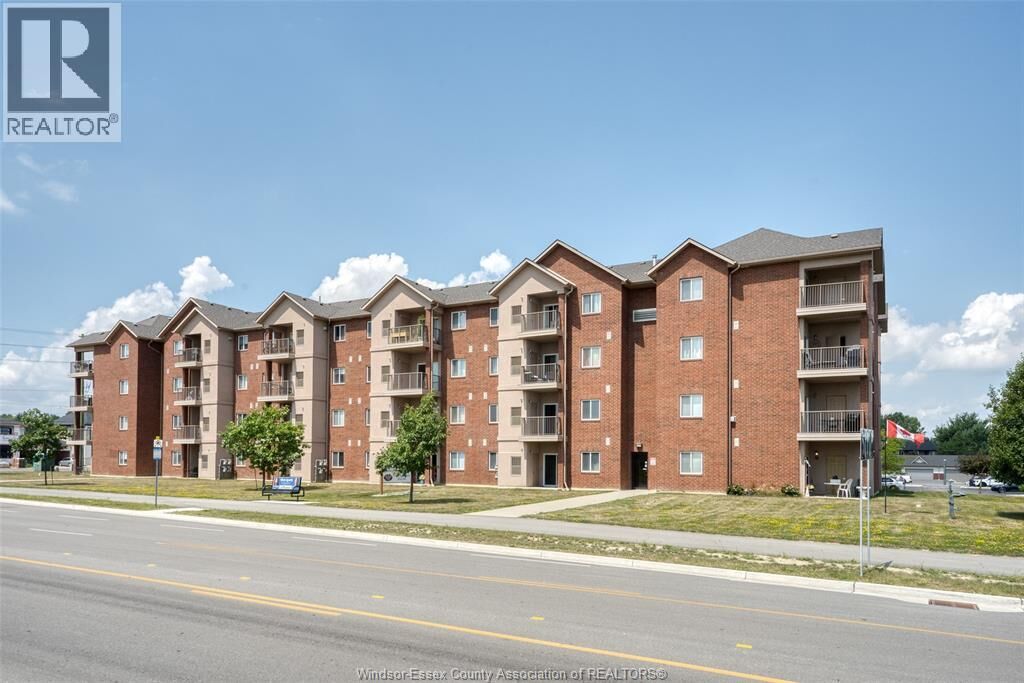 Property Photo:  2650 Sandwich West Parkway 411  ON N9H 0A7 