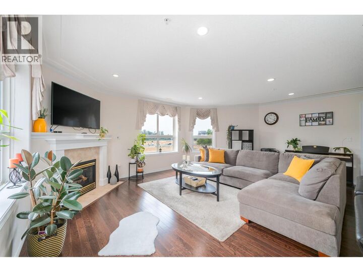 Property Photo:  1967 Underhill Street 306  BC V1X 8C9 