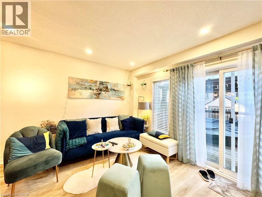 Property Photo:  1335 Countrystone Drive  ON N2N 3R9 