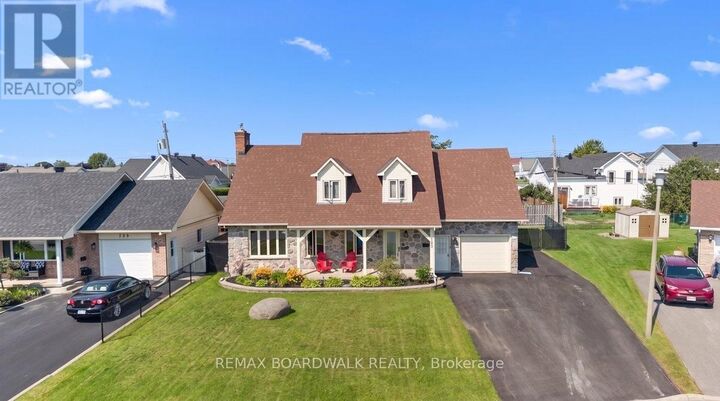 Property Photo:  795 Rejane Crescent  ON K6A 2K7 