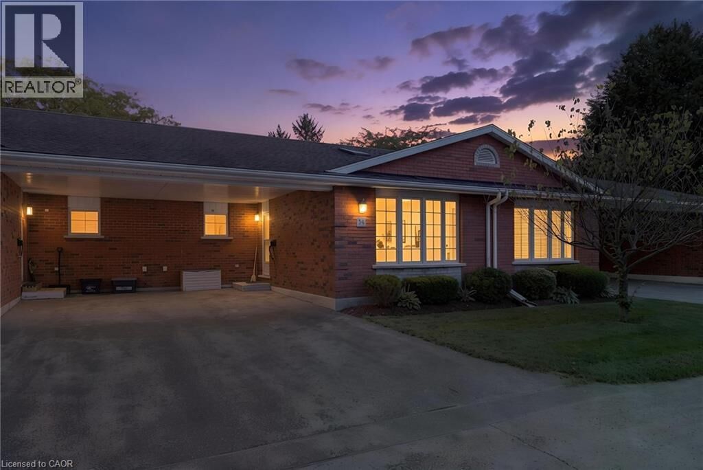 Property Photo: 175 Victoria Street 34 ON N3Y 5L8