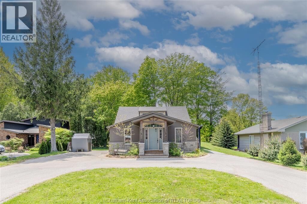 Property Photo:  22788 Creek Road  ON N7M 0L4 