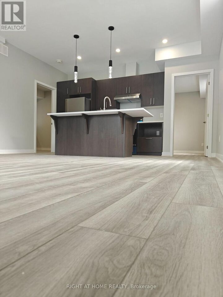 Property Photo:  1336 Thames Street Unit A  ON K1Z 7N4 