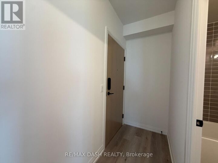 Property Photo:  280 Dundas Street West Lp03  ON M5T 0E3 