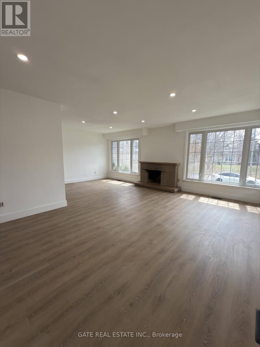 Property Photo: 112 Santa Barbara Road Main ON M2N 2C5
