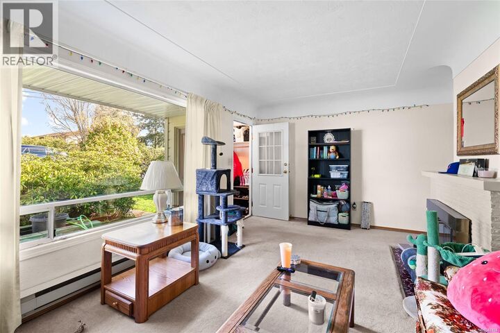 Property Photo: 625 Broadway Street BC V8Z 2G5