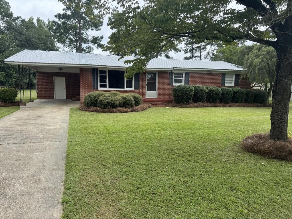 Property Photo:  645 Cedar Dr.  GA 31714 