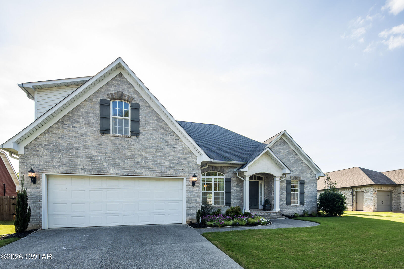 Property Photo: 33 Ivybrook Drive TN 38305