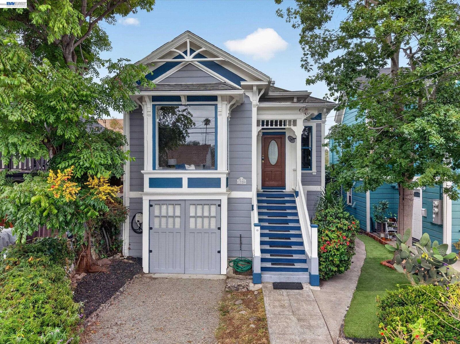 Property Photo: 1320 9th St CA 94501