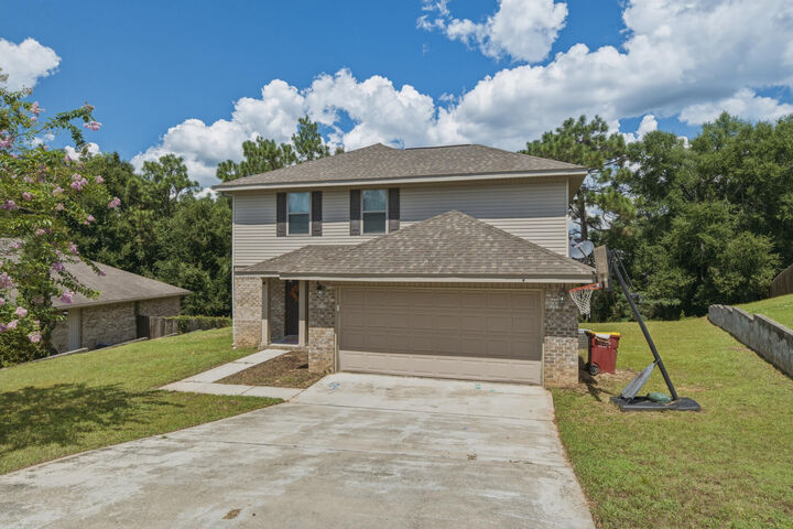 Property Photo: 171 Conquest Avenue FL 32536