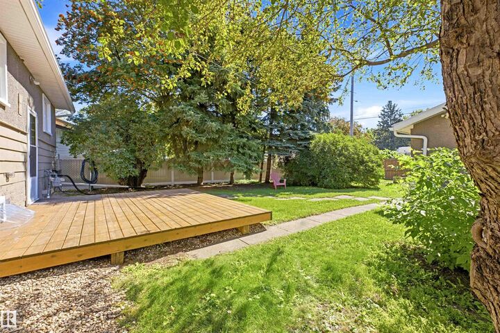 Property Photo:  4207 114 Avenue NW  AB T5W 0T1 