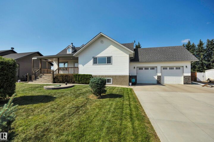 Property Photo: 4802 62 Street AB T9A 1R5