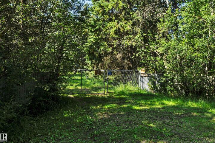 Property Photo:  470073 Range Road 243  AB T9A 1Y7 