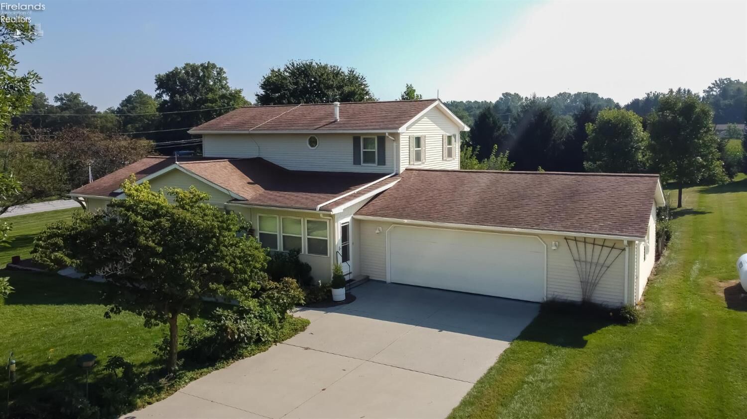 Property Photo: 2299 E County Road 181 OH 44836