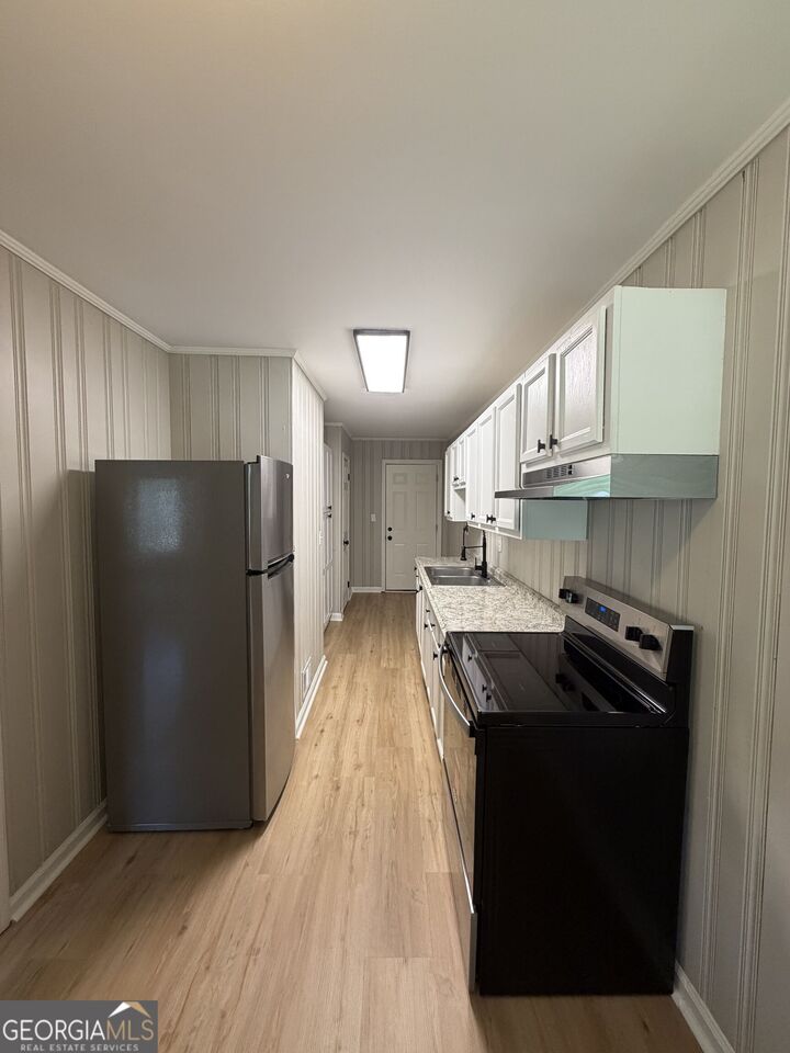 Property Photo:  3269 Dodson Drive B  GA 30344 