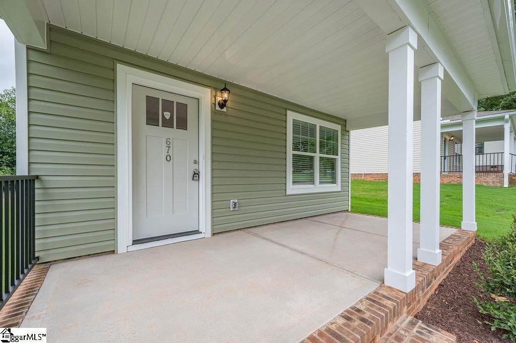 Property Photo:  670 Saxon Avenue  SC 29301 