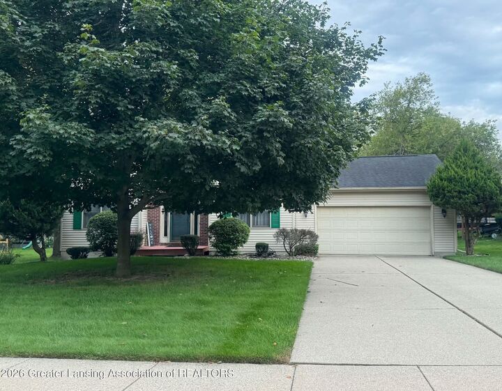 Property Photo:  3965 Applegrove Lane  MI 48911 