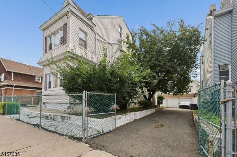 Property Photo: 441 E 27th NJ 07514